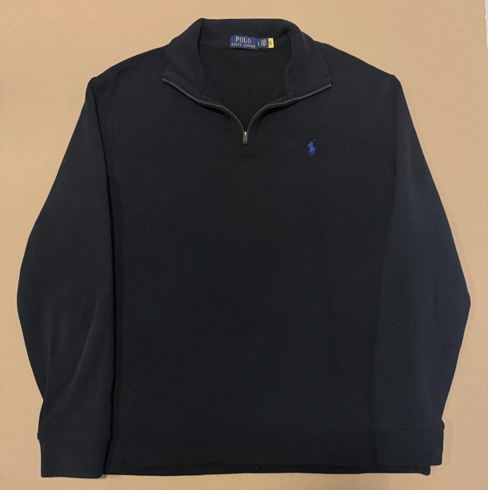 quarter zip שחור לוגו כחול