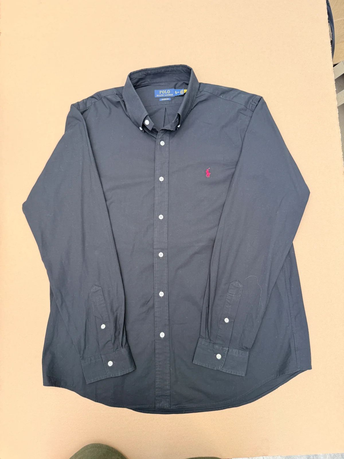 חולצה מכופתרת שחורה · Polo Ralph Lauren