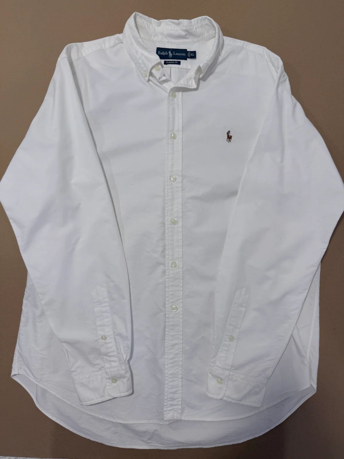 חולצה מכופתרת לבנה · Polo Ralph Lauren