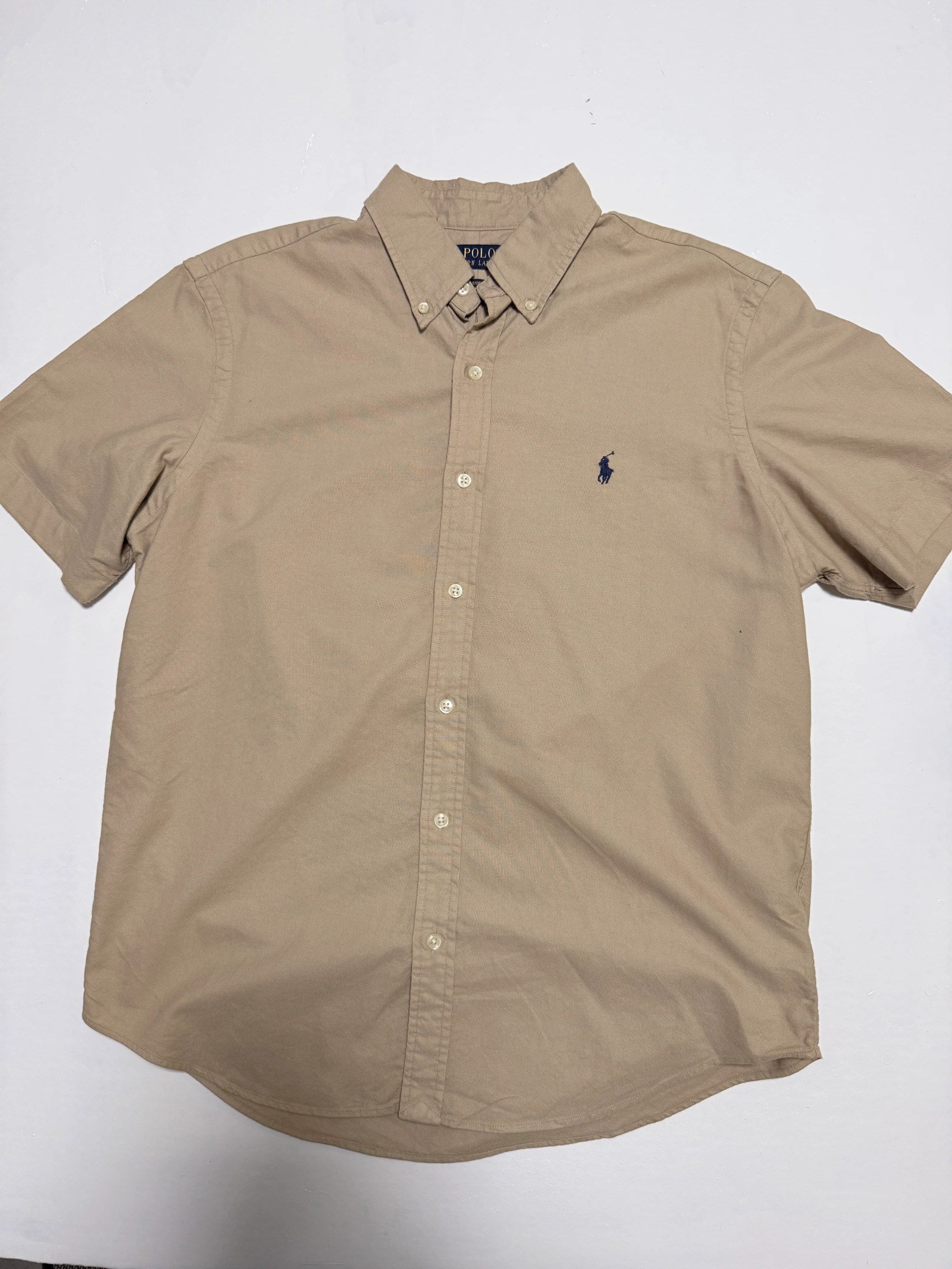 חולצה מכופתרת בז' · Polo Ralph Lauren