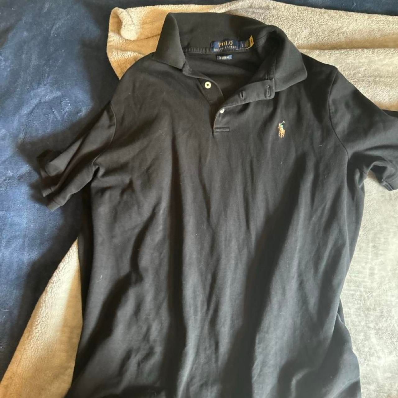 חולצת פולו שחורה · Polo Ralph Lauren